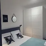 別荘 Teuta House