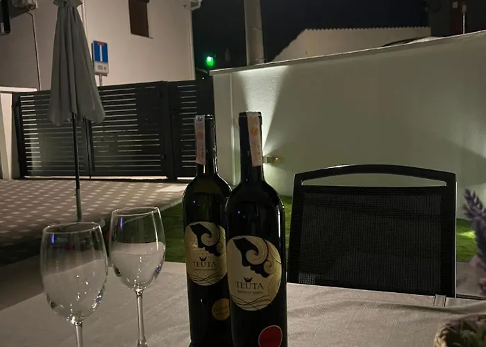 Teuta House Задар