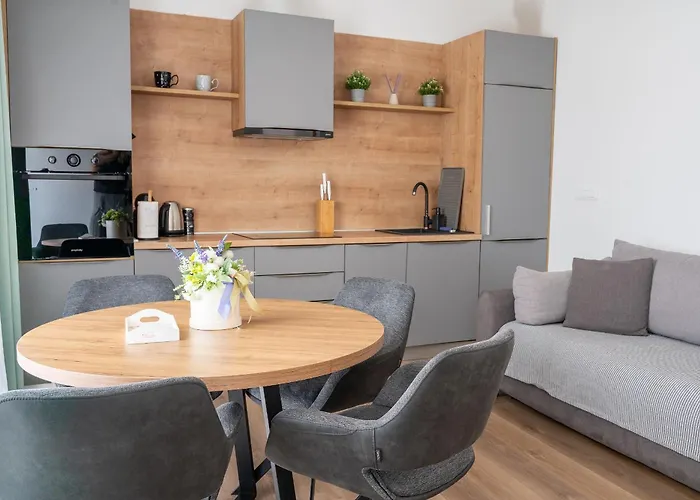 Teuta House Задар