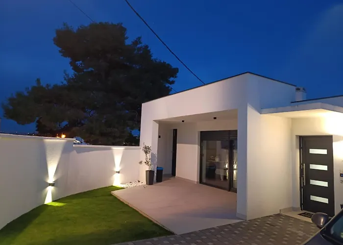 Будинок відпочинку Teuta House *